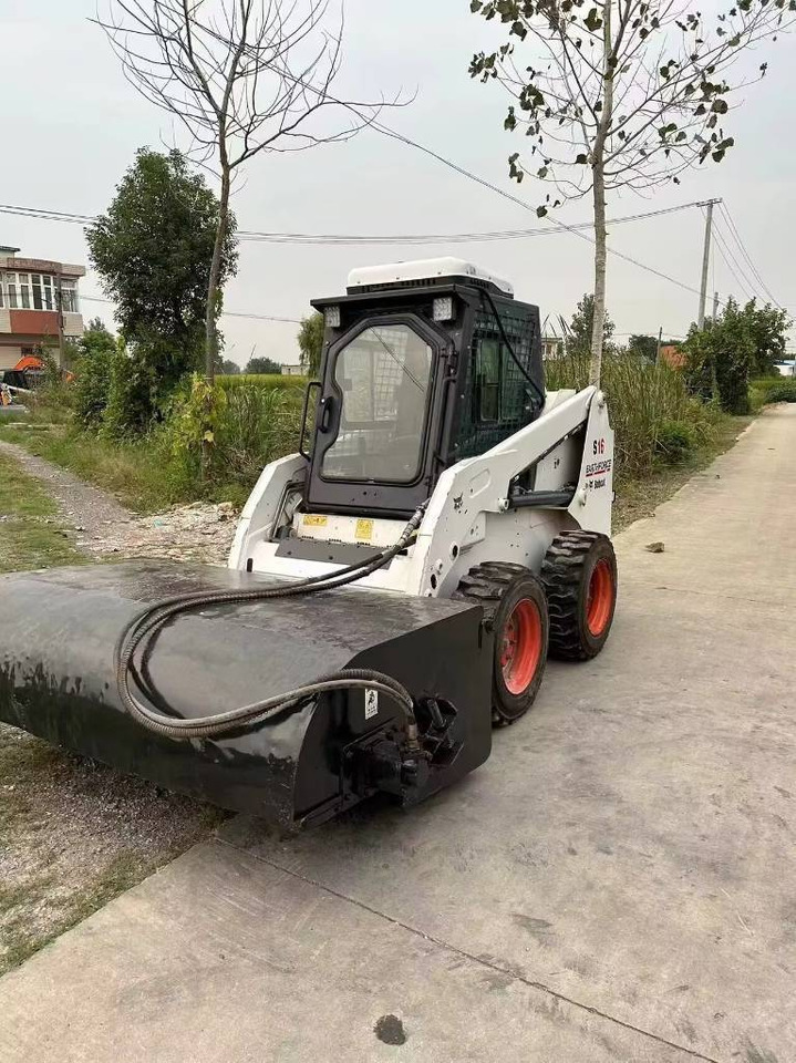 Bobcat S 16 - Mini chargeuse: photos 1 Bobcat S 16 - Mini chargeuse: photos 1