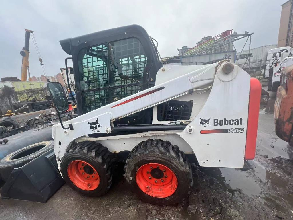 Bobcat S 450 - Mini chargeuse: photos 1 Bobcat S 450 - Mini chargeuse: photos 1