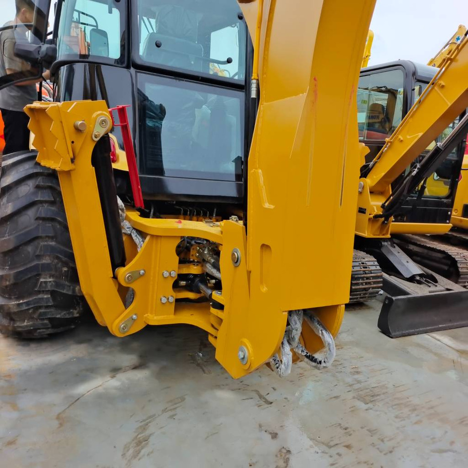 CAT 100% new caterpillar 420 F - Tractopelle: photos 3 CAT 100% new caterpillar 420 F - Tractopelle: photos 3