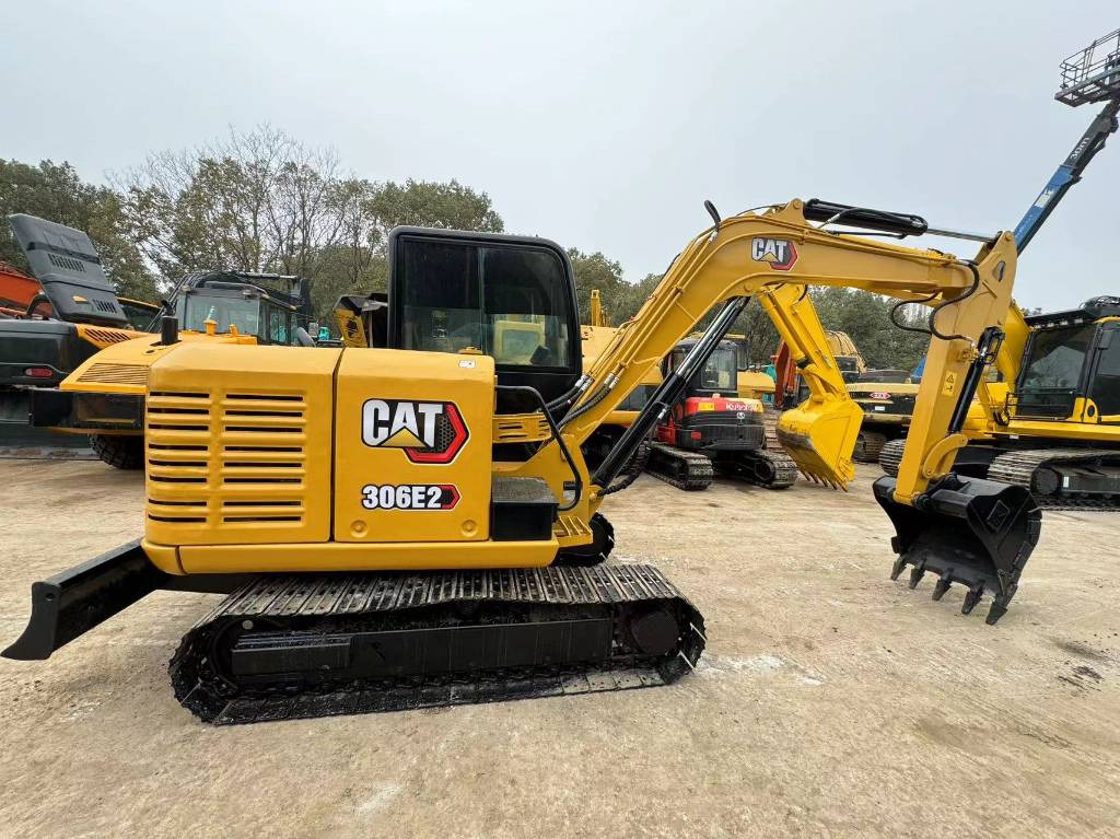 CAT 306E - Mini pelle: photos 4 CAT 306E - Mini pelle: photos 4