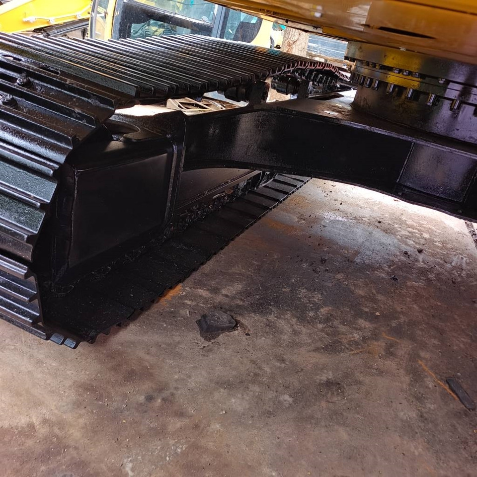 CAT 320 D2 - Pelle sur chenille: photos 4 CAT 320 D2 - Pelle sur chenille: photos 4