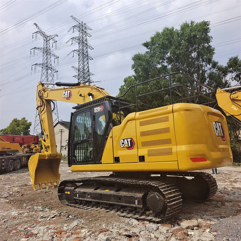 Pelle sur chenille CAT 320GC: photos 10