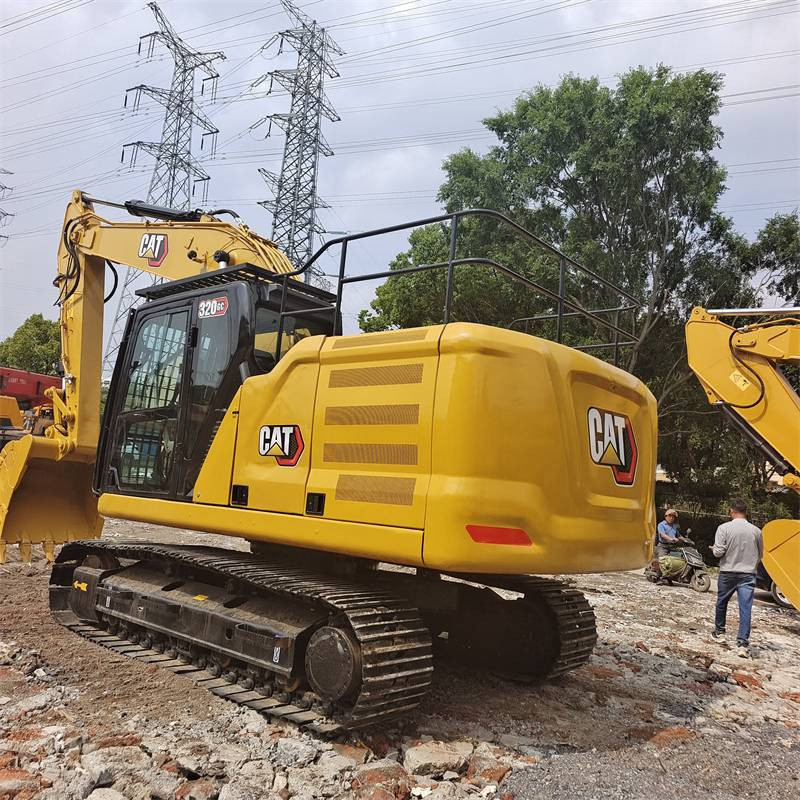 Pelle sur chenille CAT 320GC: photos 9