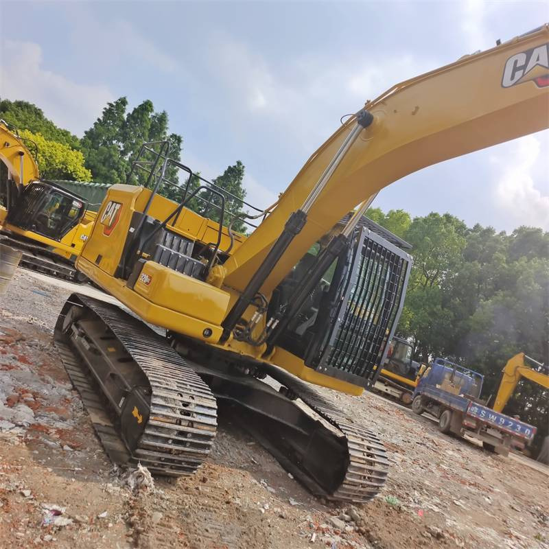 Pelle sur chenille CAT 320GC: photos 16