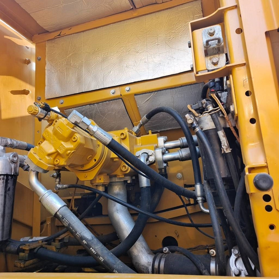 CAT 336GC - Pelle sur chenille: photos 3 CAT 336GC - Pelle sur chenille: photos 3