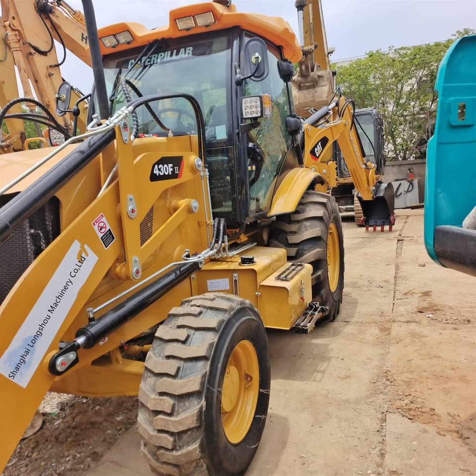 CAT 430 F 100% New - Tractopelle: photos 3 CAT 430 F 100% New - Tractopelle: photos 3