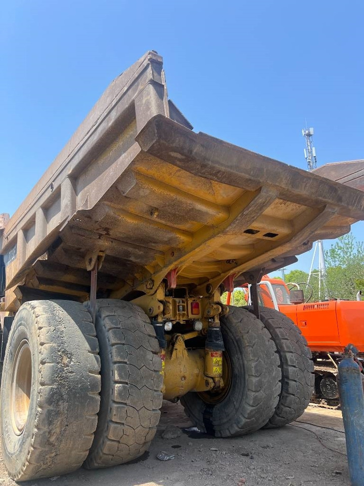 CAT 773 F - Tombereau rigide: photos 5 CAT 773 F - Tombereau rigide: photos 5