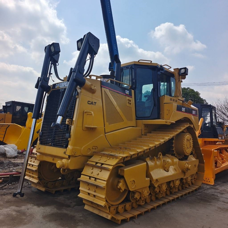 CAT D 8 T - Bulldozer: photos 5 CAT D 8 T - Bulldozer: photos 5