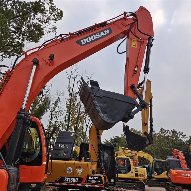 Pelle sur chenille Doosan DX 225 LC-9C: photos 14