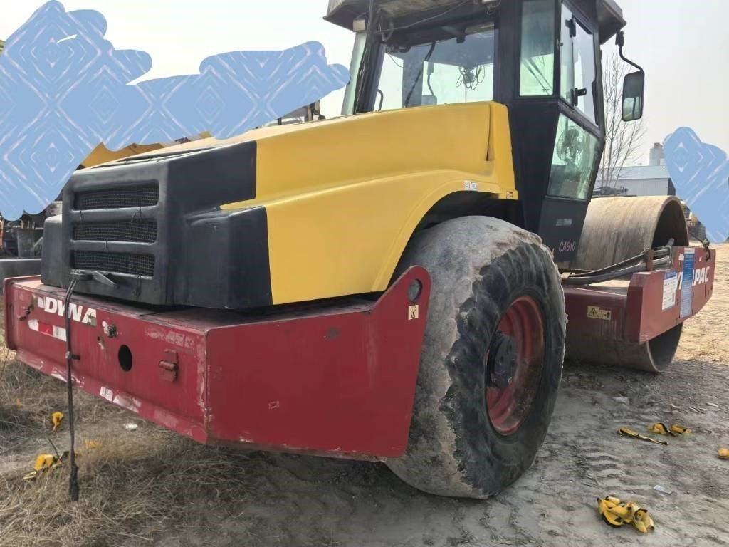 Dynapac 610 AC - Compacteur à pieds de mouton/ Monocylindre: photos 4 Dynapac 610 AC - Compacteur à pieds de mouton/ Monocylindre: photos 4