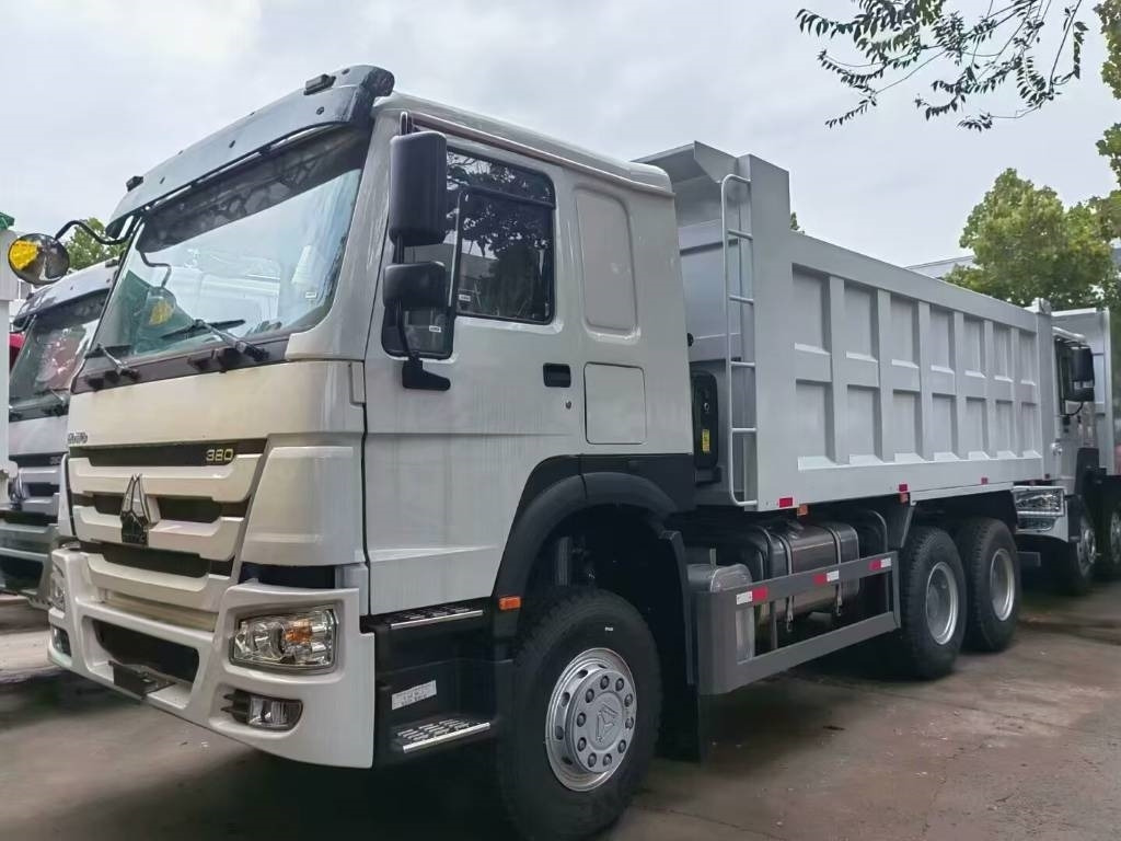 Howo 371 - Remorque benne: photos 5 Howo 371 - Remorque benne: photos 5