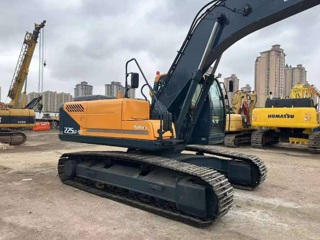 Hyundai 225LC-9T - Pelle sur chenille: photos 4 Hyundai 225LC-9T - Pelle sur chenille: photos 4