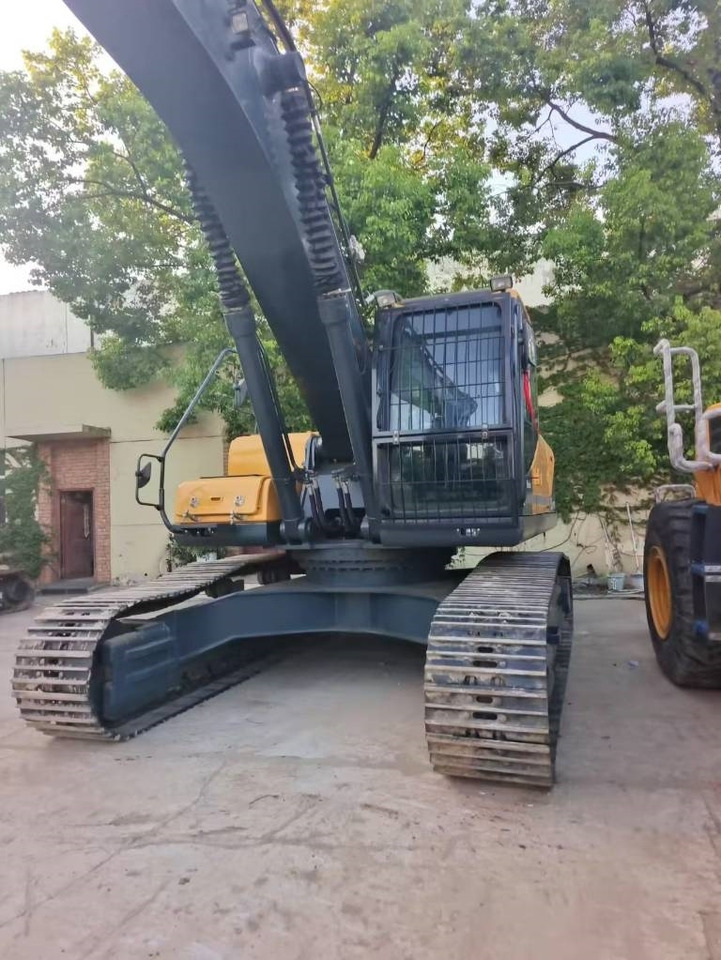 Hyundai 305 LC-9S - Pelle sur chenille: photos 2 Hyundai 305 LC-9S - Pelle sur chenille: photos 2