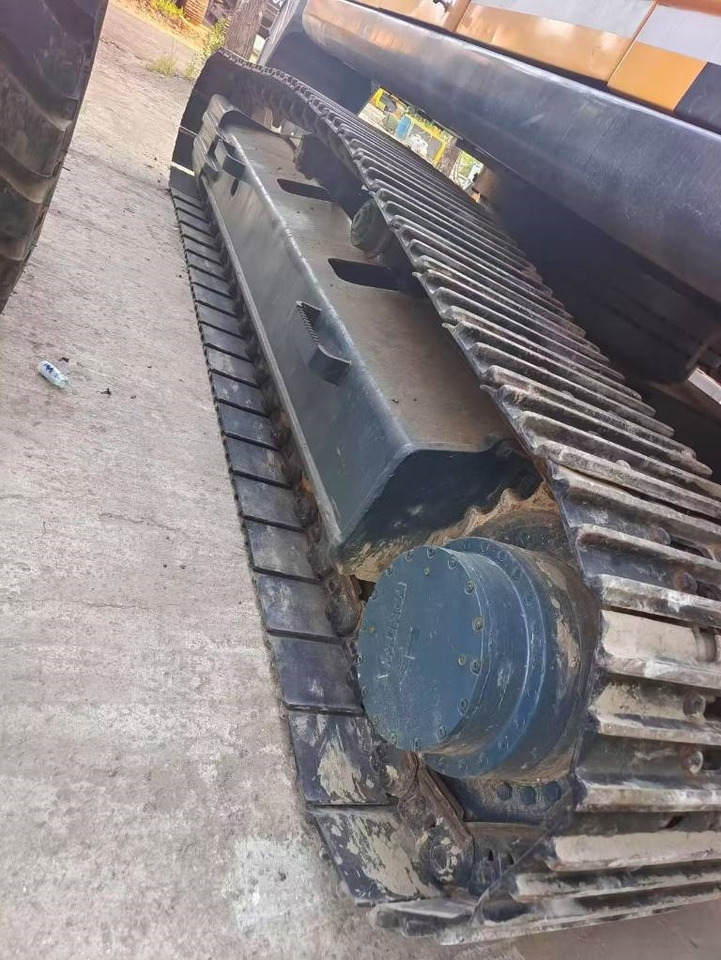 Hyundai 305 LC-9S - Pelle sur chenille: photos 3 Hyundai 305 LC-9S - Pelle sur chenille: photos 3