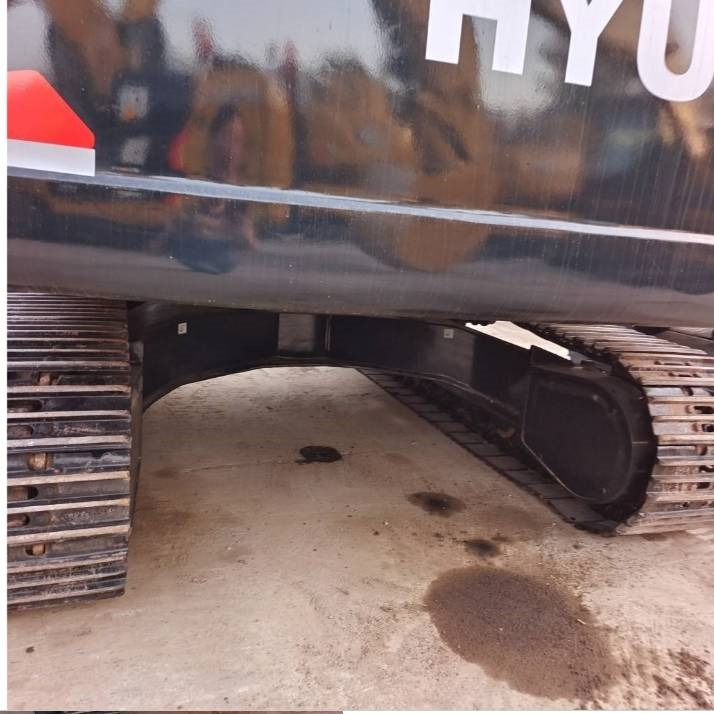 Hyundai 330LC-9T - Pelle sur chenille: photos 3 Hyundai 330LC-9T - Pelle sur chenille: photos 3