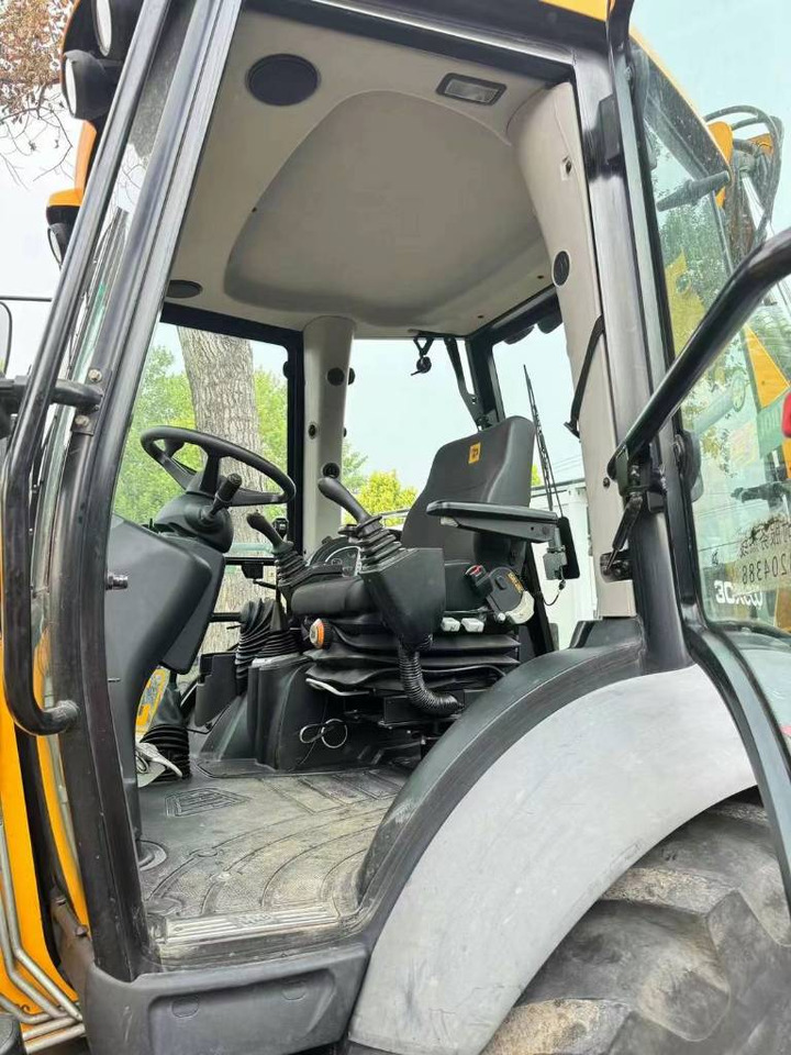 JCB 3 CX - Pelle sur pneus: photos 5 JCB 3 CX - Pelle sur pneus: photos 5