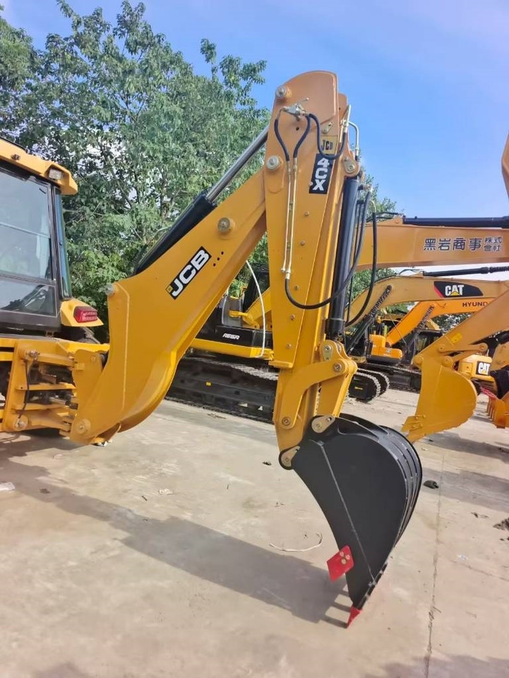 Tractopelle neuf JCB 4 CX: photos 9 Tractopelle neuf JCB 4 CX: photos 9