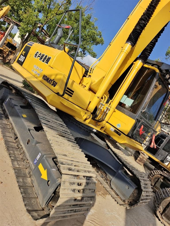 Komatsu PC 200 - Pelle sur chenille: photos 2 Komatsu PC 200 - Pelle sur chenille: photos 2