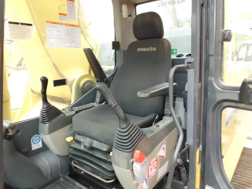Komatsu PC 450 - Pelle sur chenille: photos 5 Komatsu PC 450 - Pelle sur chenille: photos 5