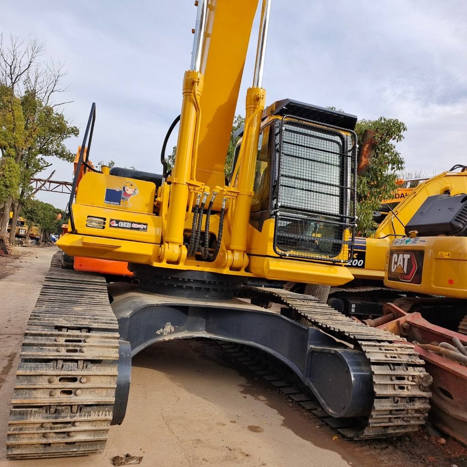 Komatsu PC 450 - Pelle sur chenille: photos 2 Komatsu PC 450 - Pelle sur chenille: photos 2