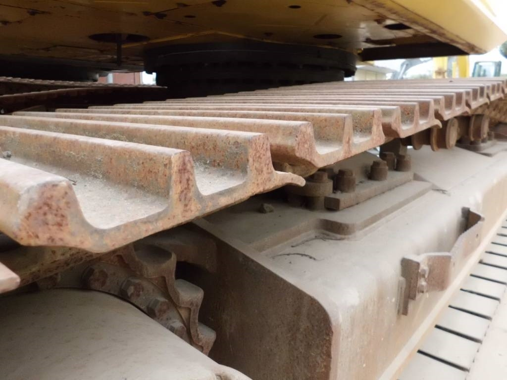 Komatsu PC 450 - Pelle sur chenille: photos 2 Komatsu PC 450 - Pelle sur chenille: photos 2