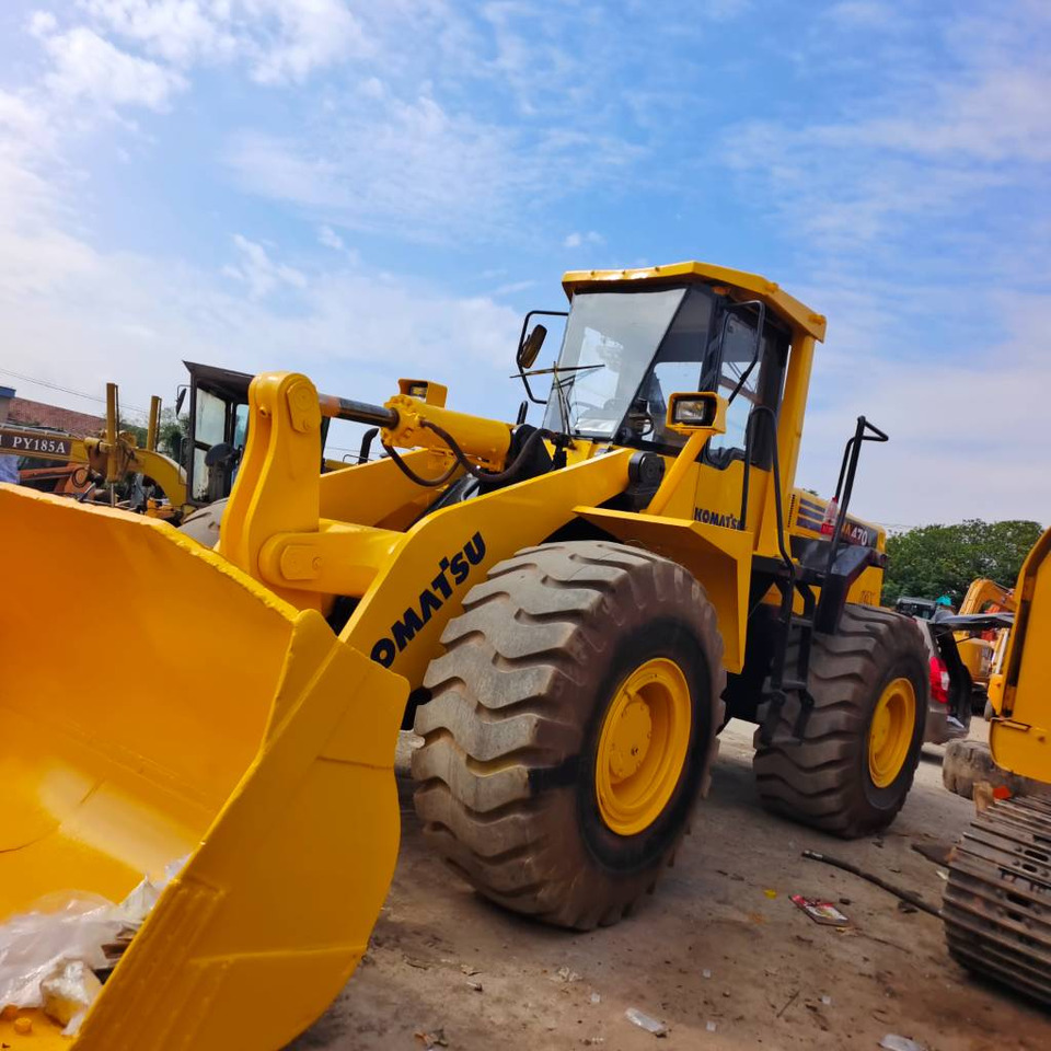 Komatsu WA 470-3 - Chargeuse sur pneus: photos 5 Komatsu WA 470-3 - Chargeuse sur pneus: photos 5