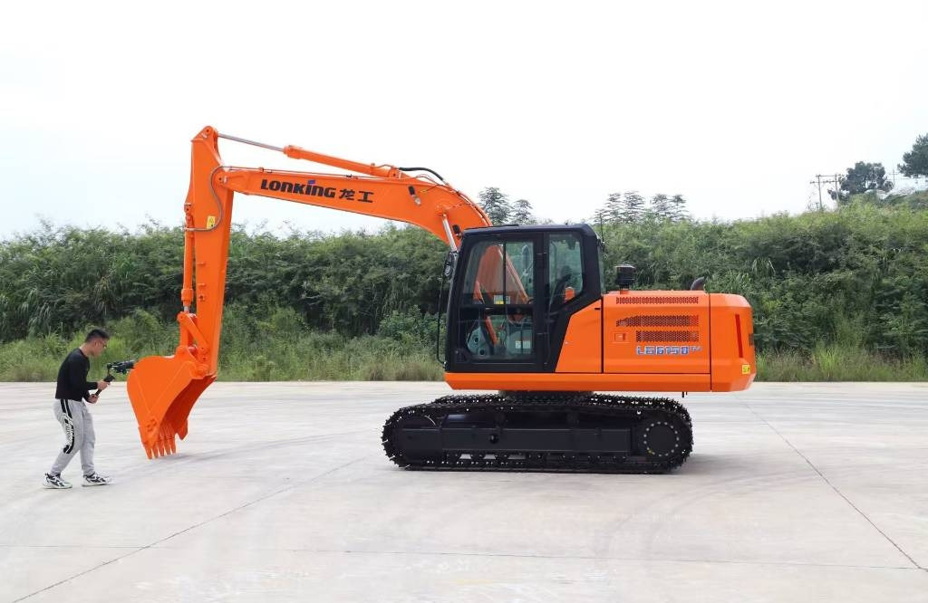 Lonking LG 6150 G4 ,100% NEW MACHINE - Pelle sur chenille: photos 1 Lonking LG 6150 G4 ,100% NEW MACHINE - Pelle sur chenille: photos 1