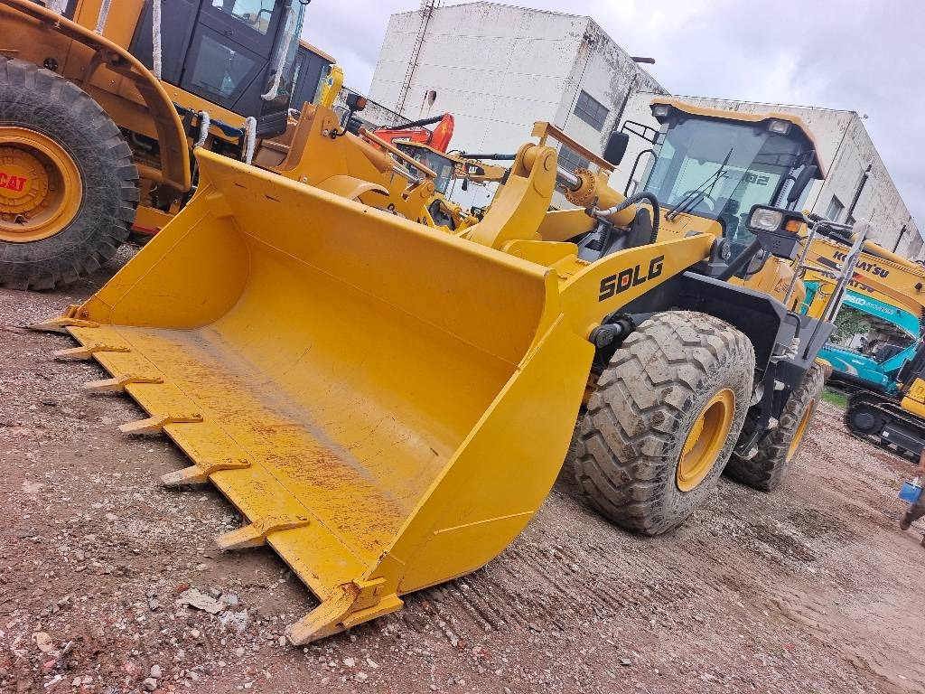 SDLG 956F - Pelle sur chenille: photos 2 SDLG 956F - Pelle sur chenille: photos 2