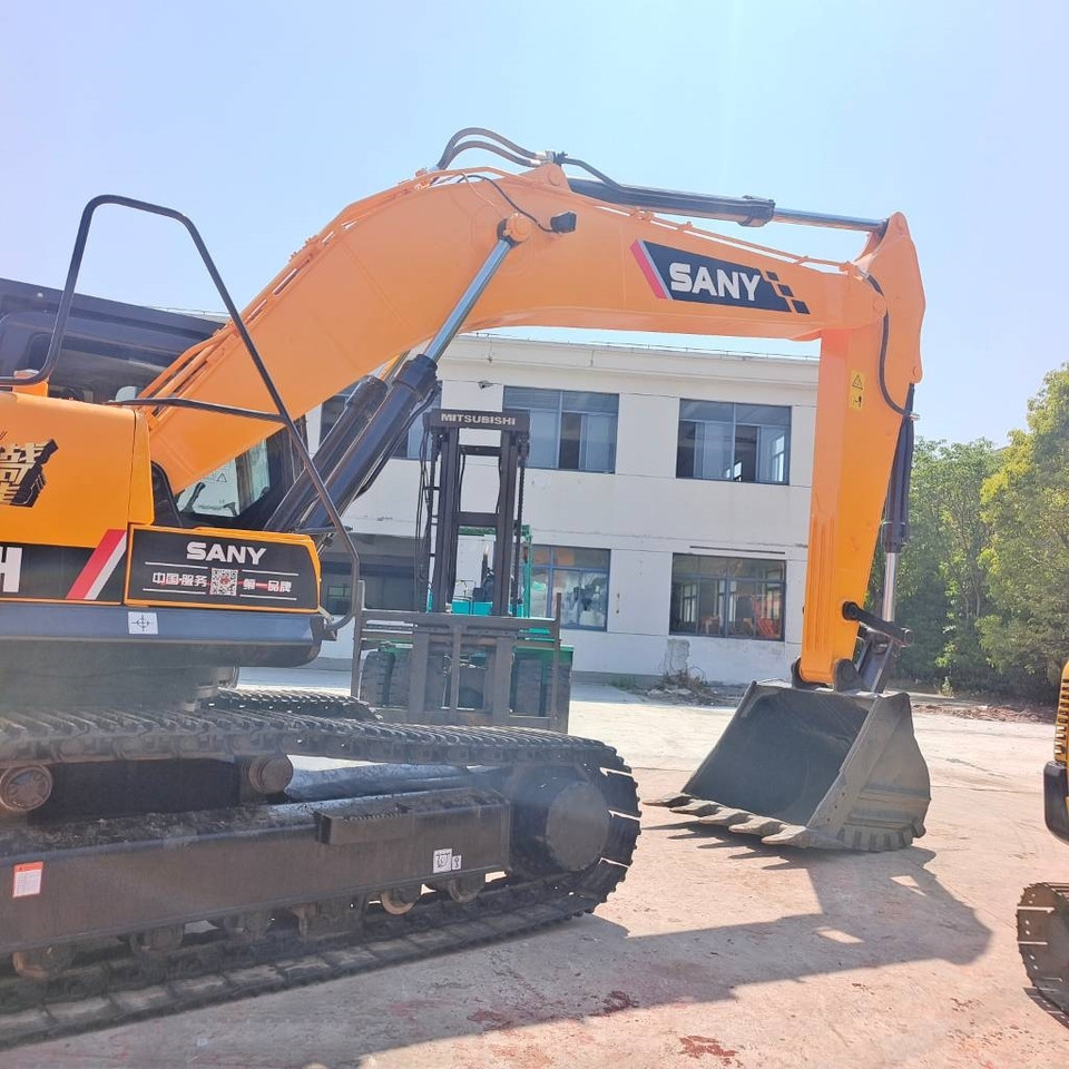 Sany SY 335 H - Pelle sur chenille: photos 3 Sany SY 335 H - Pelle sur chenille: photos 3