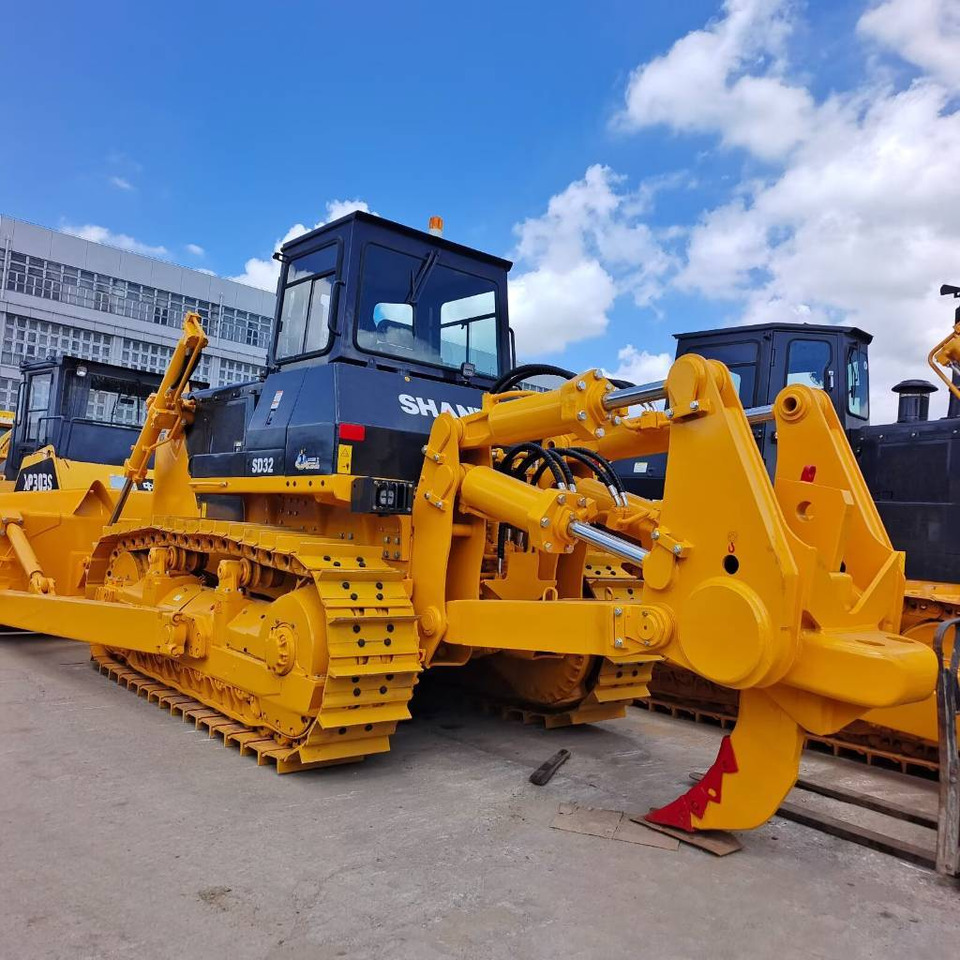 Shantui SD 32 - Bulldozer: photos 1 Shantui SD 32 - Bulldozer: photos 1