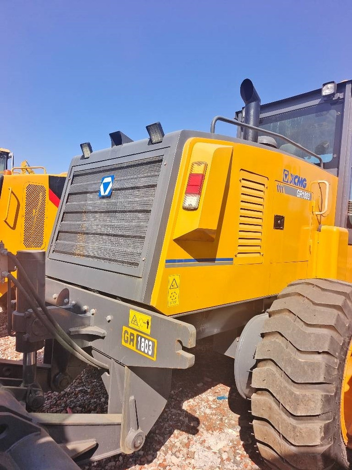 XCMG GR 180 - Niveleuse: photos 2 XCMG GR 180 - Niveleuse: photos 2