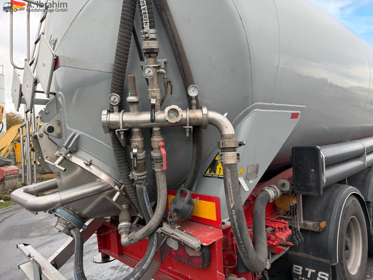 Feldbinder KIP 57.3 Kippsilo | 57 m³ | Scheibenbremse| 24V Hydr. - Citerne pulvérulente: photos 2 Feldbinder KIP 57.3 Kippsilo | 57 m³ | Scheibenbremse| 24V Hydr. - Citerne pulvérulente: photos 2