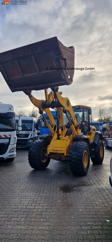 JCB 436Z Hochkippschaufel Wandler neu, Ölpumpe neu - Chargeuse sur pneus: photos 1 JCB 436Z Hochkippschaufel Wandler neu, Ölpumpe neu - Chargeuse sur pneus: photos 1
