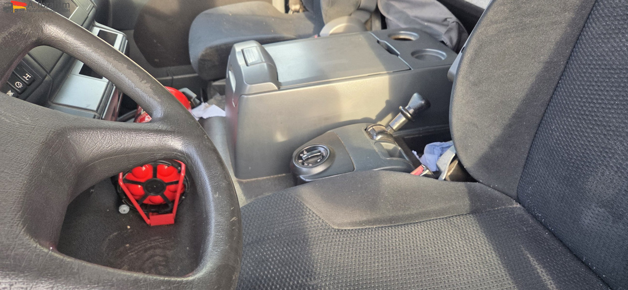 MAN TGM 18.290 Carrier Supra 950 U | LBW | 2 Kammer MT | Schneeketten - Camion frigorifique: photos 3 MAN TGM 18.290 Carrier Supra 950 U | LBW | 2 Kammer MT | Schneeketten - Camion frigorifique: photos 3