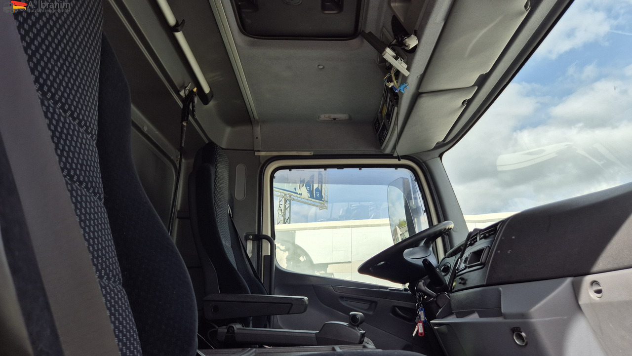 Mercedes-Benz 2540L Frigoblock, 6x2 Lenk-Liftachse - Camion frigorifique: photos 5 Mercedes-Benz 2540L Frigoblock, 6x2 Lenk-Liftachse - Camion frigorifique: photos 5