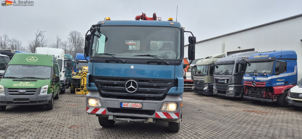 Camion malaxeur pompe Mercedes-Benz 3241 PM 21-3   Liebherr 7 cbm PUMI Putzmeister Liebherr: photos 8