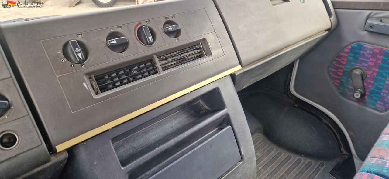 Mercedes-Benz 611 D  Meiller Kipper Tüv 2026 - Camion benne: photos 2 Mercedes-Benz 611 D  Meiller Kipper Tüv 2026 - Camion benne: photos 2