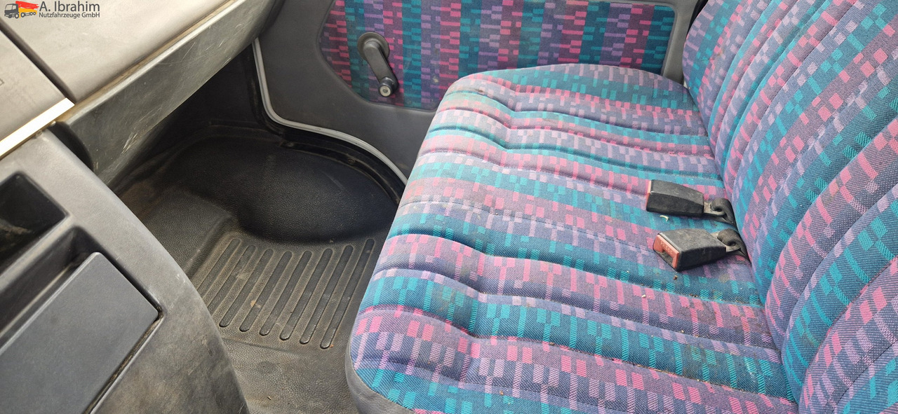 Mercedes-Benz 611 D  Meiller Kipper Tüv 2026 - Camion benne: photos 4 Mercedes-Benz 611 D  Meiller Kipper Tüv 2026 - Camion benne: photos 4