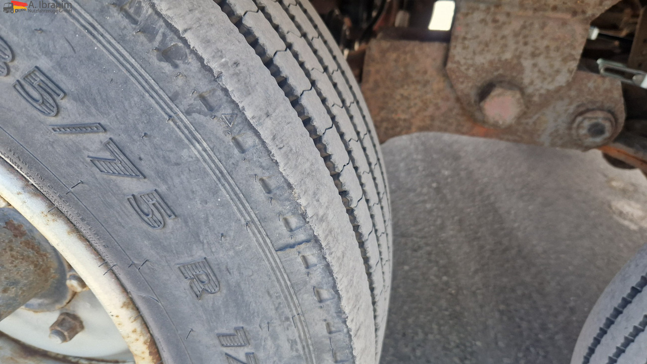 Remorque rideaux coulissants Möslein Tandemanhänger alt, aber ok: photos 15 Remorque rideaux coulissants Möslein Tandemanhänger alt, aber ok: photos 15