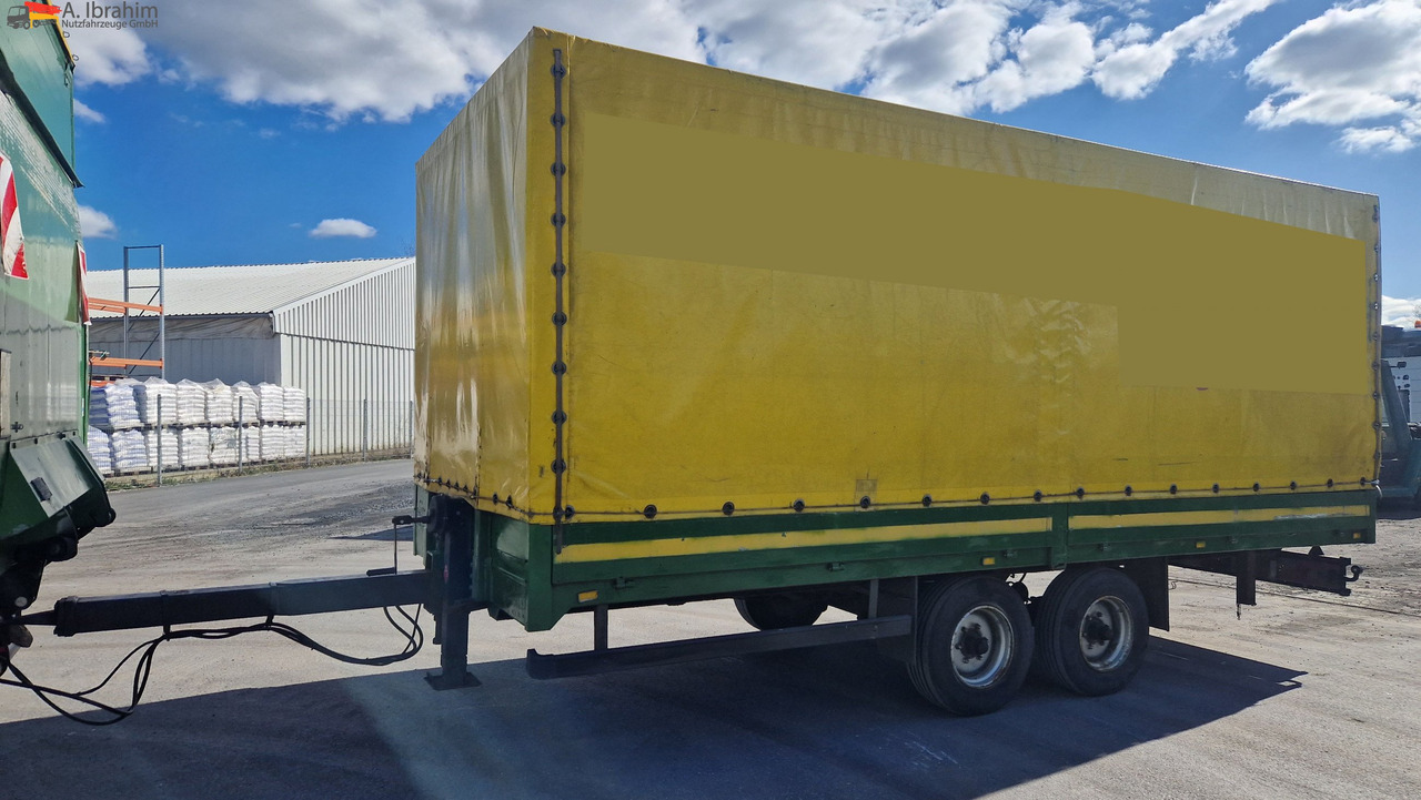 Remorque rideaux coulissants Möslein Tandemanhänger alt, aber ok: photos 8 Remorque rideaux coulissants Möslein Tandemanhänger alt, aber ok: photos 8