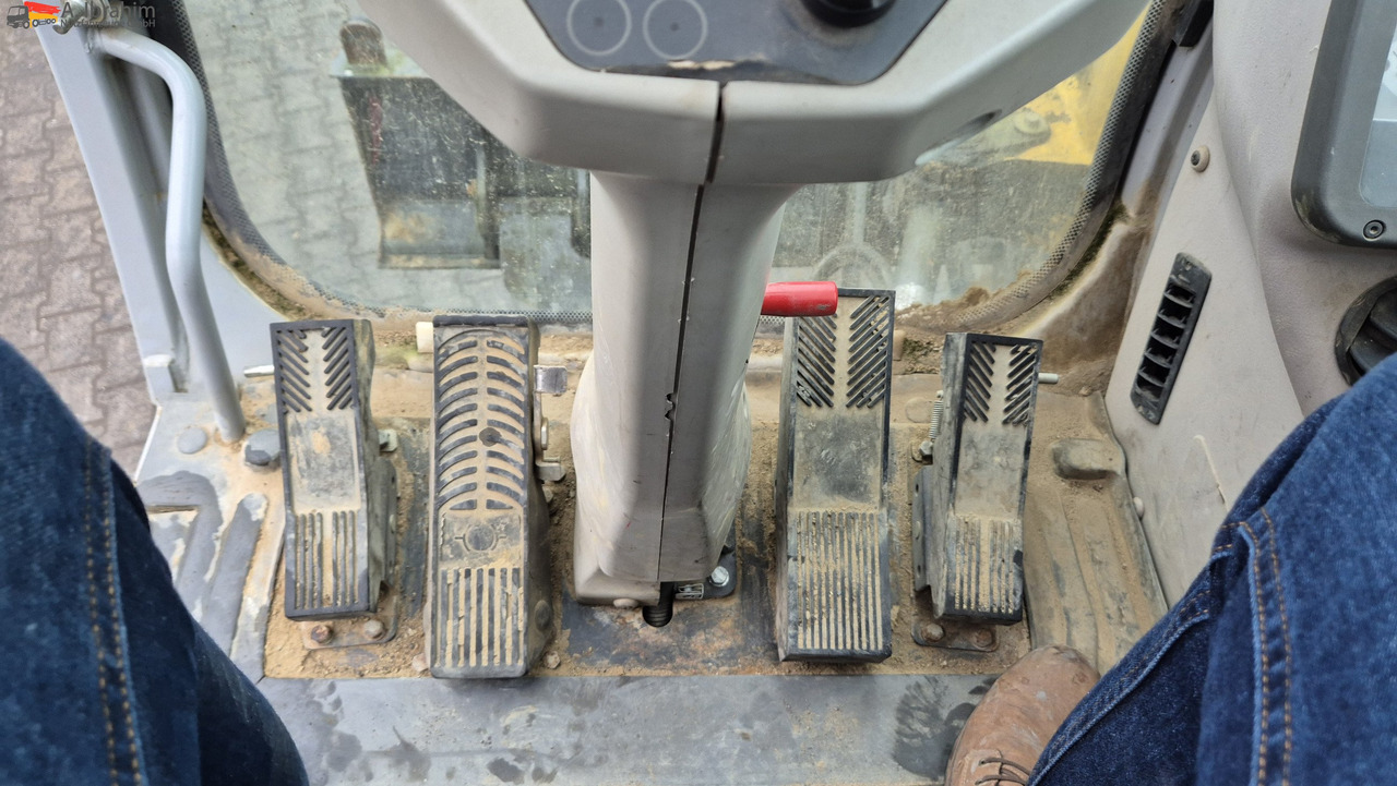 New Holland MH 2.6 Zustand gut, deutsche Maschine incl. Greifer und Dreservo - Pelle sur pneus: photos 5 New Holland MH 2.6 Zustand gut, deutsche Maschine incl. Greifer und Dreservo - Pelle sur pneus: photos 5