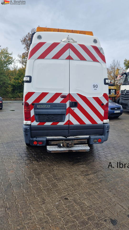 Fourgon utilitaire Renault 52AF, zwillingsbereift 2.8 nicht neu, aber läuft,: photos 13 Fourgon utilitaire Renault 52AF, zwillingsbereift 2.8 nicht neu, aber läuft,: photos 13