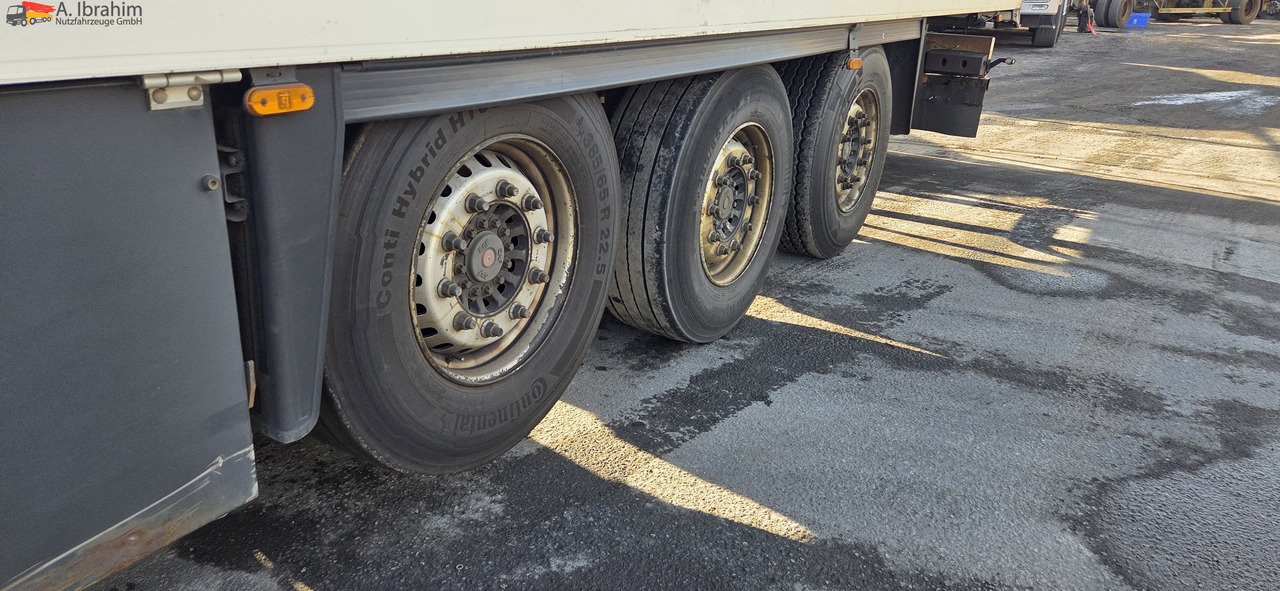 Schmitz SKO24 TK SL 200 | -30°C | Lift-Achse | Scheibenbremse - Semi-remorque frigorifique: photos 4 Schmitz SKO24 TK SL 200 | -30°C | Lift-Achse | Scheibenbremse - Semi-remorque frigorifique: photos 4