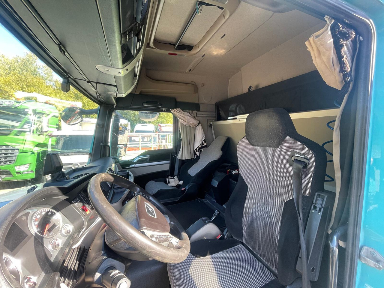 MAN TGS 18.420 Kipphydraulik | Blatt Luft | Nebenantrieb | Efficient Line | Euro 6 | Tüv 05 2026 - Tracteur routier: photos 2 MAN TGS 18.420 Kipphydraulik | Blatt Luft | Nebenantrieb | Efficient Line | Euro 6 | Tüv 05 2026 - Tracteur routier: photos 2