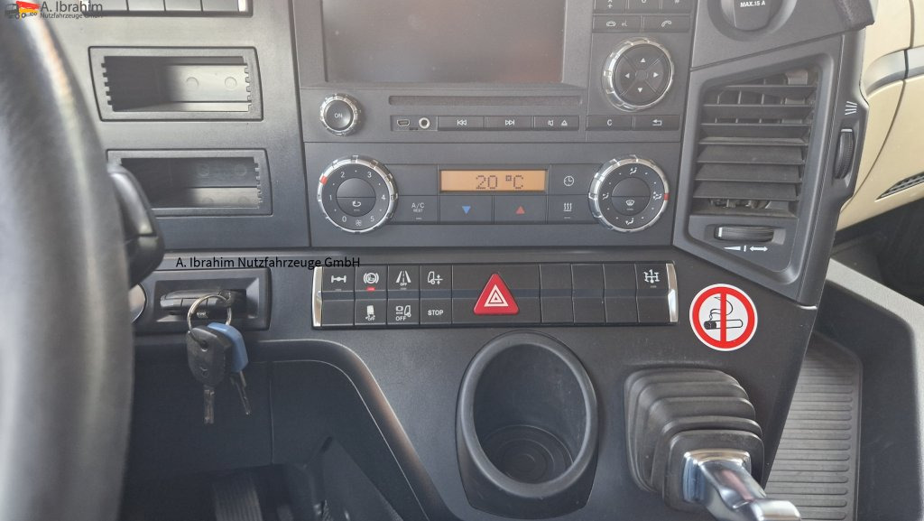 Mercedes-Benz 1840 3x 1840, 2x 1846 - Tracteur routier: photos 3 Mercedes-Benz 1840 3x 1840, 2x 1846 - Tracteur routier: photos 3