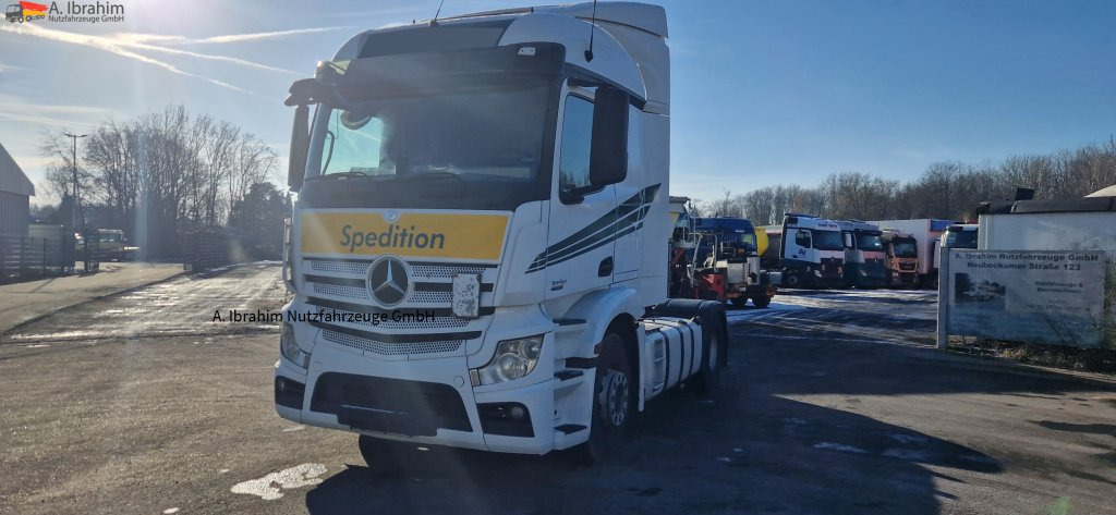 Mercedes-Benz 1842 sehr sauber, deutsches Fahrzeug einsatzbereit - Tracteur routier: photos 1 Mercedes-Benz 1842 sehr sauber, deutsches Fahrzeug einsatzbereit - Tracteur routier: photos 1