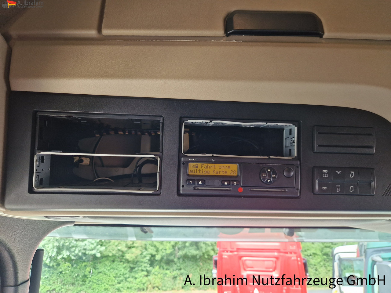 Mercedes-Benz 1843 Klima, Retarder Kipphydraulik - Tracteur routier: photos 3 Mercedes-Benz 1843 Klima, Retarder Kipphydraulik - Tracteur routier: photos 3