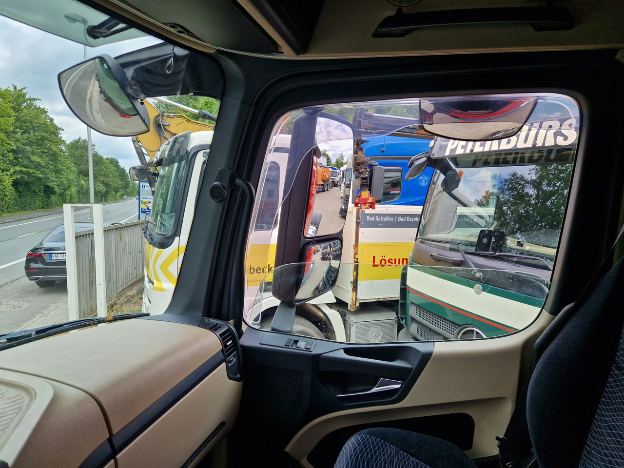 Mercedes-Benz 1843 Klima, Retarder, Topzustand, einsatzbereit Kipphydraulik - Tracteur routier: photos 4 Mercedes-Benz 1843 Klima, Retarder, Topzustand, einsatzbereit Kipphydraulik - Tracteur routier: photos 4