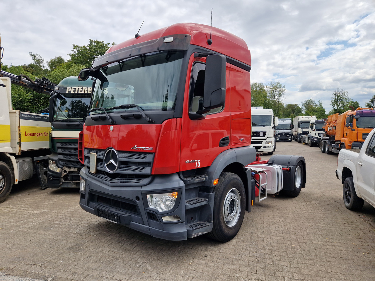 Mercedes-Benz 1843 Klima, Retarder, Topzustand, einsatzbereit Kipphydraulik - Tracteur routier: photos 1 Mercedes-Benz 1843 Klima, Retarder, Topzustand, einsatzbereit Kipphydraulik - Tracteur routier: photos 1