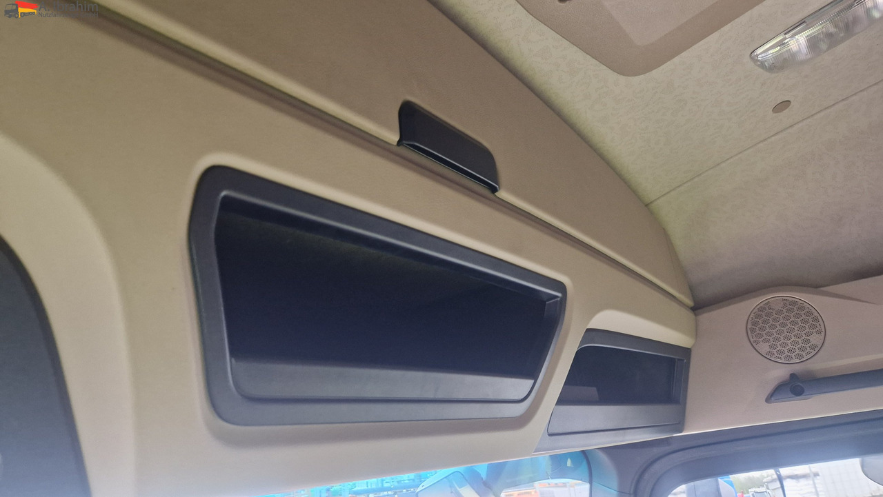 Mercedes-Benz DB 1843 Retarder Kipphydraulik Actros, sehr sauber, Alufelgen - Tracteur routier: photos 2 Mercedes-Benz DB 1843 Retarder Kipphydraulik Actros, sehr sauber, Alufelgen - Tracteur routier: photos 2